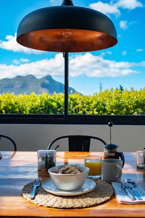 Hout & About Guest House Hout Bay Exterior foto