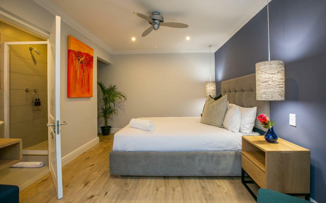 Hout & About Guest House Hout Bay Exterior foto